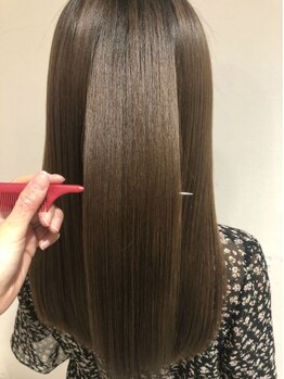ドット ヘアー(dot.hair)の写真/ツヤ感・手触り・質感を実感!トリートメントをする度に髪がキレイになる☆髪質改善トリートメントも人気♪