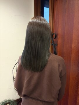 美容室 ルチア ハワイ(Luccica HAWAII) オリーブカラー