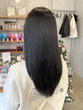 シェル 津山の手店(shel) 10代20代髪質改善韓国風ブルーブラック透明感カラー