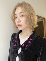 ヒュエ 表参道(Hue) レイヤーボブブロンドベージュ【Hue表参道】