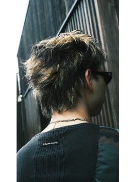 リヴ ヘアワークス(LiVE HAIR WORKS) Highandlaw