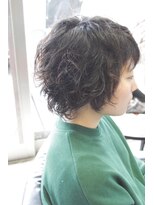 オーバーキャプテンネイキッド(OVER CAPTAIN NAKED) 伸ばしかけショートonランダムパーマ