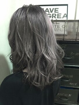 エイミー(Aimee) Aimee 透明感！スモーキーグレーアッシュ