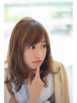 リュドール 名駅(Rue D'or) 自然なふんわりセミロング