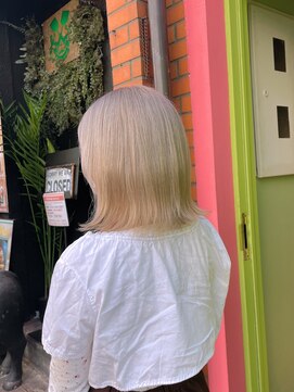 エマ(emma) ハイトーンblonde beige！