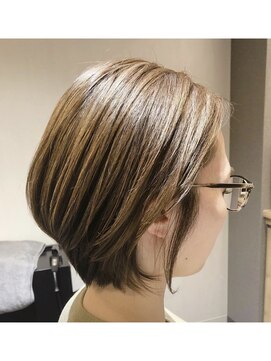 カミケンガレリア(kamiken. galleria) ナチュラル束感かわいい美髪ふんわりボブ【カミケンガレリア】