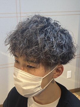 グランデ(grande) ツイストスパイラルパーマ/ツーブロック/フェード/ツイスパ