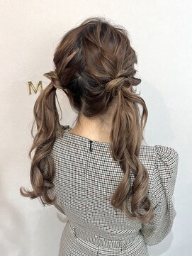 ミラ(Mila) 推し活アレンジ＊ゆるふわツインテール 量産型ヘアメ