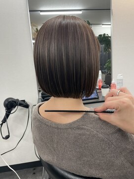 ジルブラン 国分寺(JIL BLAN) 大人ショートヘア/ハイライトカラー/イルミナカラー[国分寺]