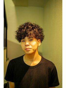 オモテサンドウ バーバー(OMOTESANDO BARBER) プードルパーマ2025