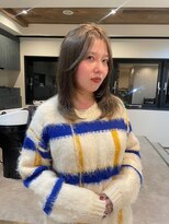 ユニコ(unico)&nbsp;レイヤーカット/顔まわりレイヤーカット/オリーブベージュ