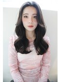 2025 センターパートロングウェーブ
