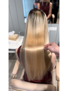 ルシエル(Le ciel) ブリーチ縮毛