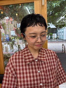 ラプト(rapt) 黒髪パーマのベリーショート