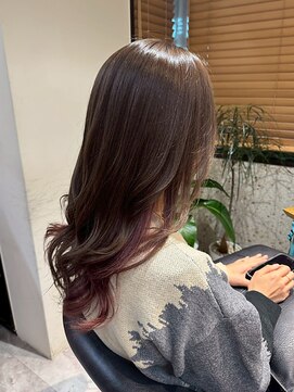 艶髪/インナーカラー/レイヤーカット