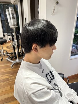 ザデイトウキョウ 表参道 青山(THE DAY TOKYO) MEN’S/サーフカール/刈り上げセンターパート/表参道駅/青山