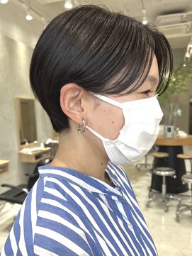 シベルバレー 横浜(sibell) ＊30代40代前髪なしショートハンサムショート丸みレイヤー