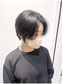 大人可愛い耳掛けショートボブ