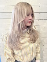 ルノン フィージュ(LUNON fieju)&nbsp;黒髪クラゲヘアーオリーブグレー小顔ココアベージュ