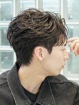 フィフス 大分(fifth)&nbsp;大分フェザーパーマメンズカットラウンドマッシュセンターパート
