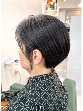 プーン(POON) 50代からの美シルエットコンパクトショート