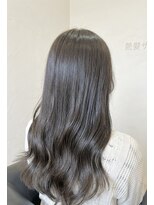 ナゴミノヒトトキ(NAGOMI NO HiTOTOKi) 20代、30代、40代/ミディアムスタイル/オリーブアッシュ(仙台)