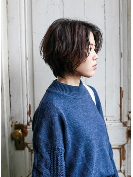 ホワイトルーム(White Room) 無造作ショート+ピンクハイレイヤー