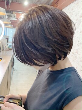 ルーファス 恵比寿 渋谷(Ruufus) 大人かわいい丸みショート30代40代【Ruufus恵比寿渋谷】3158