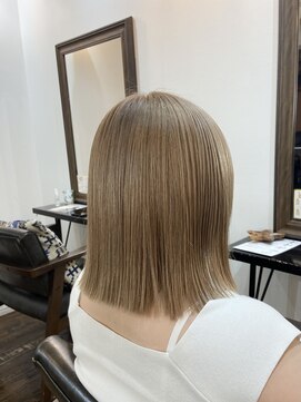 ラマナ(Lamana) 柔らかいミルクティーカラー