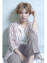 クシュ 所沢東口店(kusyu...) ホワイトブリーチ/ブリーチオンカラー/オリーブベージュミニボブ