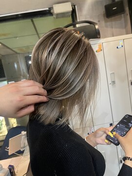 ラフ(LAFF) #バレイヤージュ#グレージュカラー#ボブウルフ#ココアベージュ