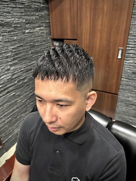プレミアムバーバー 目黒店(PREMIUM BARBER produce by HIRO GINZA) クロップ×スキンフェード