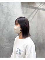 ヨイク(YOIKU)&nbsp;切りっぱなしロブ×グレージュ