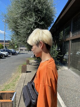 シアター 高崎(THEATER) ブランドカラーマッシュ刈り上げ