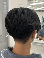 バース 梅田中崎町店(BIRTH)&nbsp;ニュアンスパーマセンターパートワンカールパーマ韓国メンズ