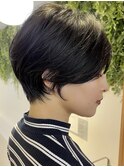 ●前下がりショートボブハンサムショートカットカラーパーマケア