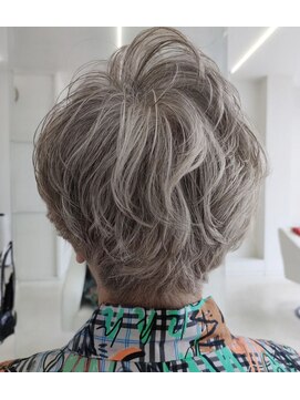 エクスペリエンス(experience) ショートヘア