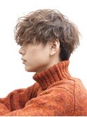 波巻きパーマツイストスパイラルパーマツーブロックメンズ