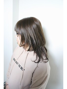 ビアージュ(Viage) :ボブウルフ　:ボブレイヤー　:オリーブベージュ