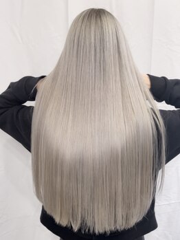 ルシエル(Luxiel)の写真/心地よさと仕上がりに驚く、新体験。ウルトラファインバブル【VEENA】。頭浸浴と合わせ癒しのひとときを。