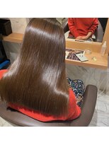 ビアンコ カーロ(Bianco caro)&nbsp;縮毛矯正/ストレートロング/艶髪/髪質改善