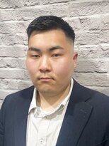 グレイスフル バーバープラチナム 六本木店(Graceful Barber platinum)&nbsp;清潔感のあるビジネスフェードショート