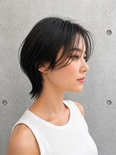 テラ(terra)&nbsp;襟足長めくびれレイヤーショート
