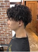 メンズウェーブヘアメンズアッシュカラースパイラルパーマ