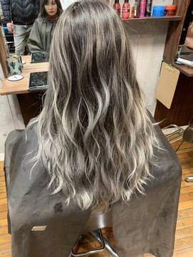 ラフ 難波店(LAFF) #黒髪#ボブルフ#ネビージュ#小顔#ワンレン