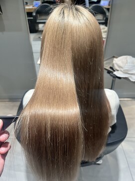 リー 京橋(Lee) 髪質改善カラー