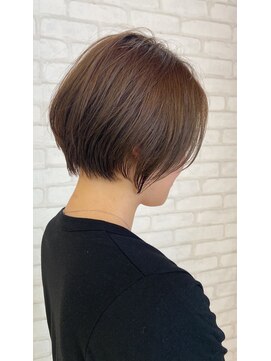 ビス ヘア アンド ビューティー 西新井店(Vis Hair&Beauty) 20代30代大人可愛い小顔ショート
