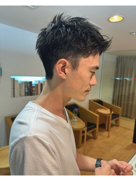 ル サロン LE SALON ナチュラル刈り上げショート