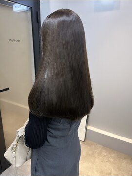ヌープヘアーアイス(NUUP.hair ici) 20代30代髪質改善トリートメント艶感ストレート透明感グレージュ