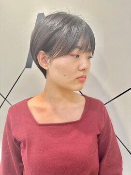 シシ 大宮(She 2.) 乾かして丸くなるショート/丸みショート/前髪/ベージュカラー